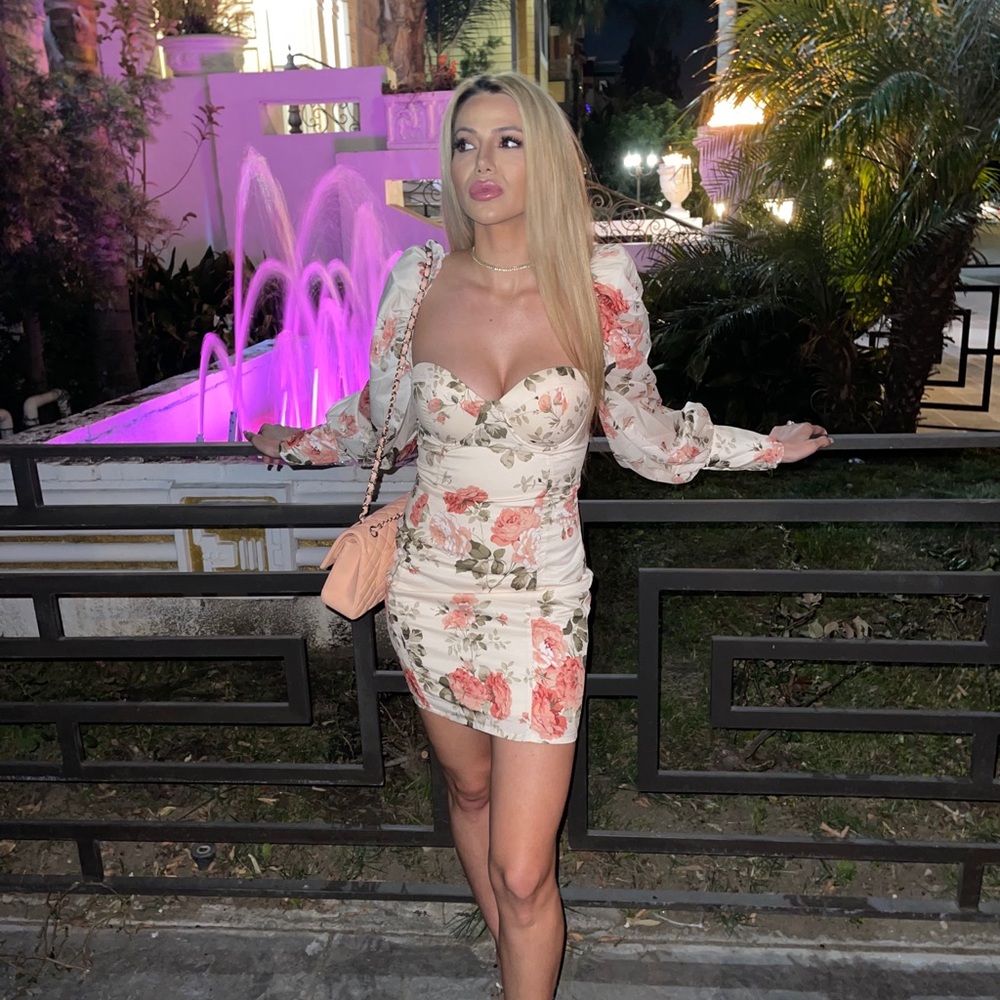 Satin long poofs sleeve rose print dress